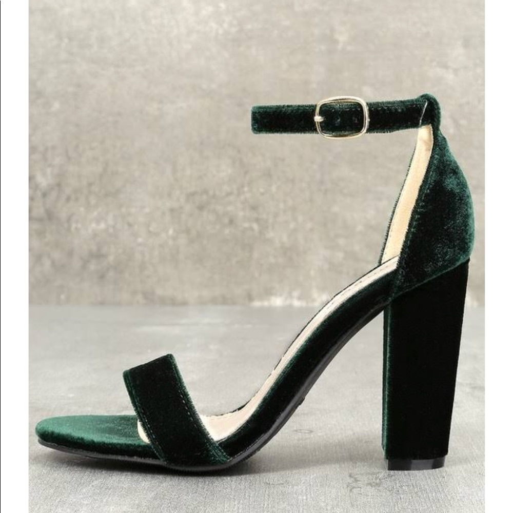 NIB Green Velvet Block Heels